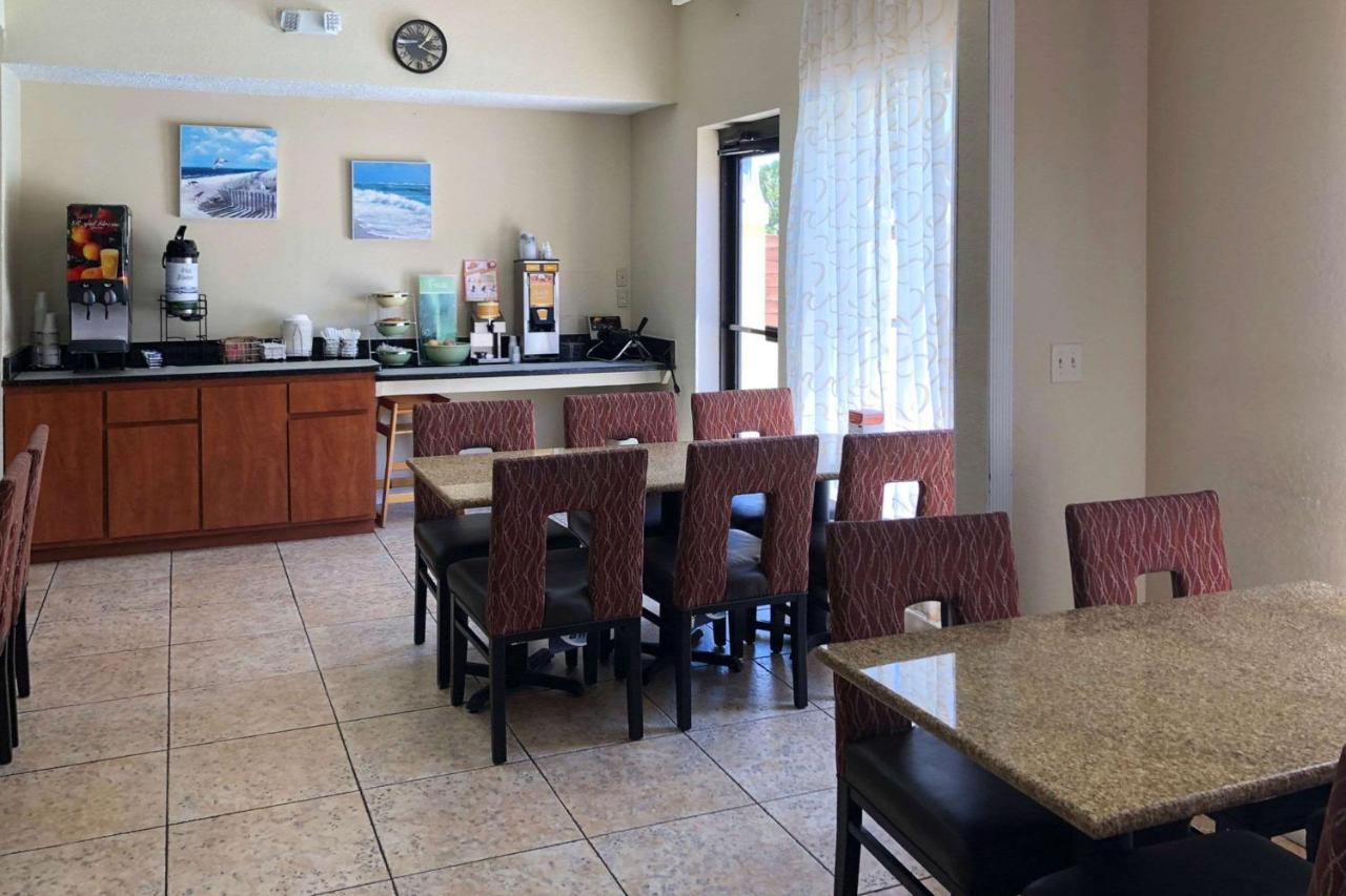 Quality Inn & Suites Miramar Beach Εξωτερικό φωτογραφία