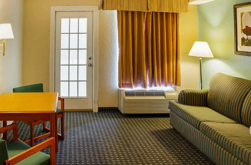 Quality Inn & Suites Miramar Beach Εξωτερικό φωτογραφία